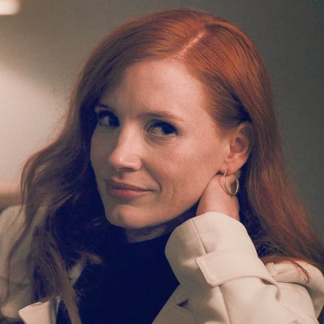 Scenes From A Marriage, Jessica Chastain, A Woman, On Twitter, Twitter, Red, Hair, Gold