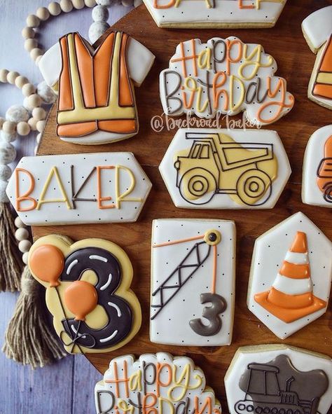 Construction Cookies, Dump Truck Birthday Party, Construction Theme Birthday Party, Construction Theme Party, Boy Birthday Party Themes, Construction Birthday Parties, Trucks Birthday Party, Baby Boy Birthday, Construction Birthday