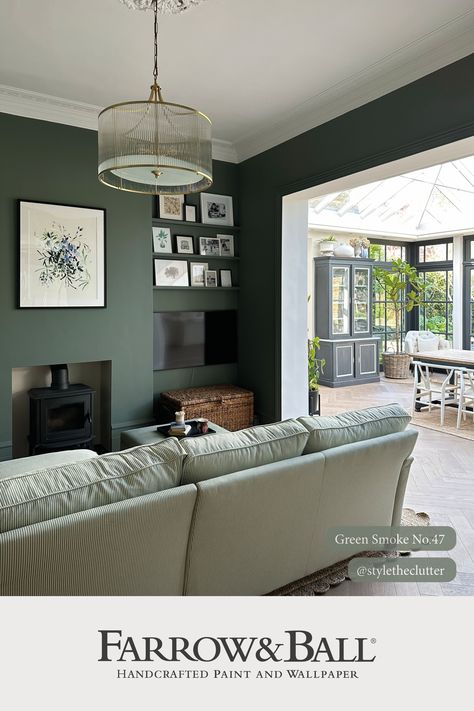 Grey Sitting Room, Farrow Ball Downpipe, Green Living Room Color Scheme, Strandmon Ikea, Farrow And Ball Living Room, Ikea Norsborg, Green Walls Living Room, Dark Green Living Room, Grey Sofa Living Room