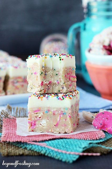 These Circus Animal Cookie Dough Bars are eggless cookie dough bars filled with Circus Animal Cookies and sprinkles, topped with a white chocolate ganache. Animal Cookies Recipe, Beyond Frosting, Circus Animal Cookie, Cookie Dough Bars, Animal Cookie, Cookie Dough Truffles, Animal Cookies, Köstliche Desserts, Eat Dessert First