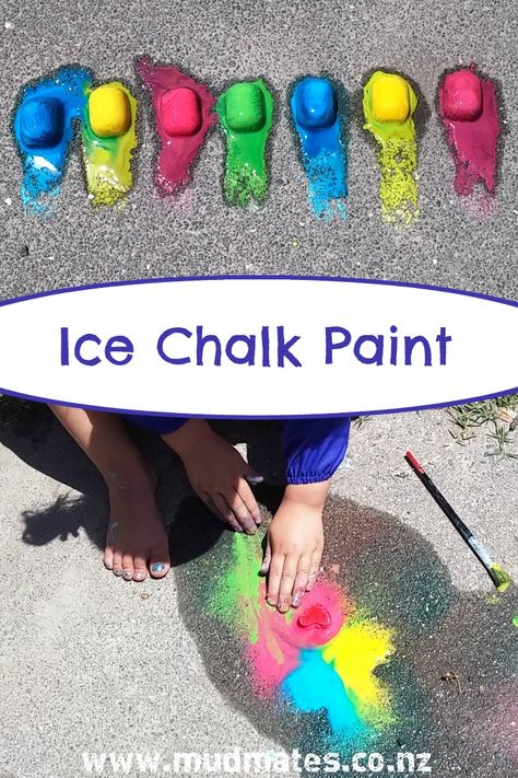 Frozen homemade ice chalk is made from basic household ingredients & is a great messy play, sensory, science & painting… Messy Play Ideas Preschool, Ice Chalk, Science Painting, Sensory Science, Ice Play, Messy Crafts, Holiday Program, Messy Art, Craft Apron