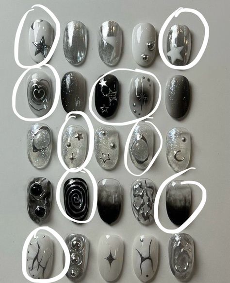 Silver Manicure Ideas, Black And Chrome Nails Designs, Metalhead Nails, Chris Nails, Grey And Black Nails, Gunmetal Nails, Black And Chrome Nails, Nail Ideas Silver, Acubi Nails