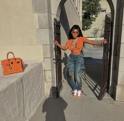 #jainice #jai Jai Nice, College Gameday Outfits, My Worth, Girls Streetwear, Tennis Shoes Outfit, Best Friend Outfits, Green Earth, Tomboy Style Outfits, Classy Casual Outfits