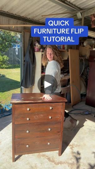 Furniture Flip, Flip Furniture For Profit, Furniture Flipping Business, Scrub Corpo, Upcycled Furniture Diy, Building Furniture, Furniture Painting Techniques, Furniture Finishes, She Shed