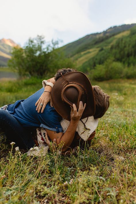 LGBTQ Couple Cowboy Romance Aesthetic, Farm Boy Aesthetic, Gay Cowboy Aesthetic, Cowboy Couple, San Juan Mountains Colorado, Lgbt Culture, Gay Cowboy, Gay Wedding Photos, Cowboy Photography