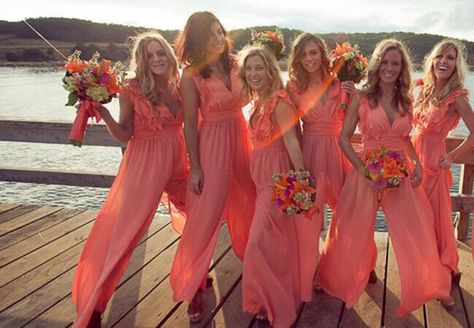 Romper bridesmaid dresses! Sooo cute Plus Size Beach Wedding Guest, Bridesmaid Jumpsuit Wedding, Coral Bridesmaid Dresses Long, Bridesmaid Rompers, Jumpsuit Design, Bridesmaids Jumpsuits, Beach Wedding Guest, Coral Bridesmaid, Unique Bridesmaid Dresses