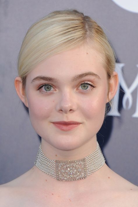 Ellie Fanning, Elle Fanning Style, Fanning Sisters, Dakota And Elle Fanning, Glittery Eyes, Dakota Fanning, Celebrity Beauty, Elle Fanning, Teen Vogue