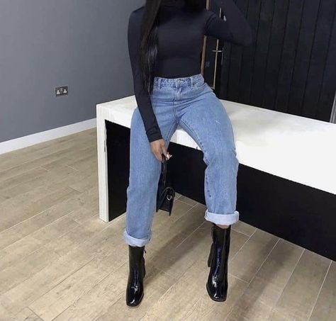 Jordyn Woods, Table Talk, Red Table, Summer Outfit Ideas, Classy Casual Outfits, Looks Black, Stylish Work Outfits, Appreciation Post, Casual Chic Outfit