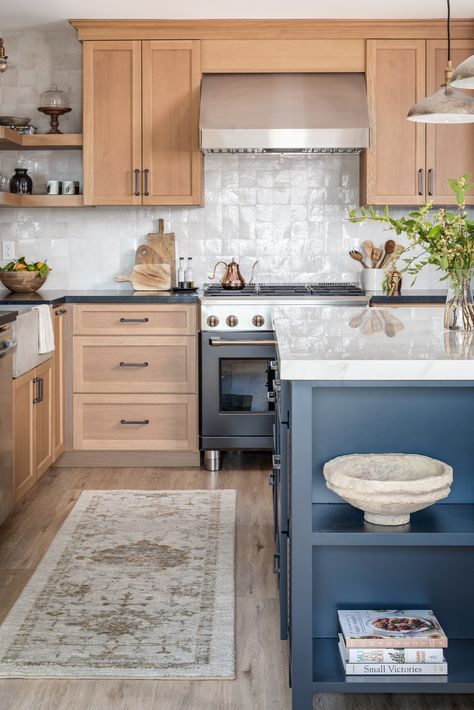 Adobe Falls Kitchen Remodel - Transitional - Kitchen - San Diego - by M Prevost Design | Houzz Kitchen Shaker Cabinets, Light Wood Kitchen Cabinets, Light Wood Kitchens, Two Tone Kitchen Cabinets, Decor Diy Ideas, Light Wood Cabinets, Cabinet Designs, Wood Floor Kitchen, Black Countertops