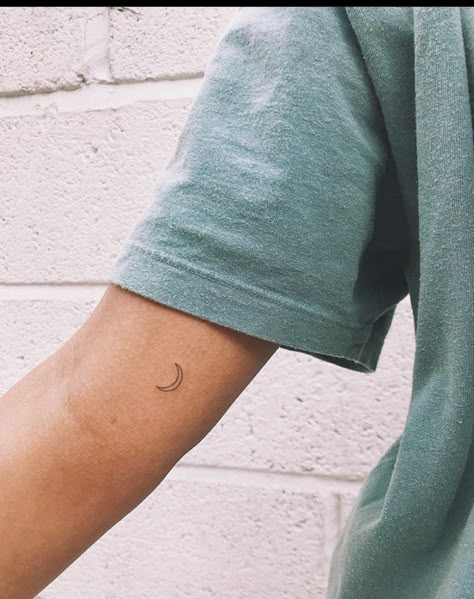 Small Crescent Moon Tattoo, Small Moon Tattoos, Small Tattoo Placement, Stone Tattoo, Crescent Moon Tattoo, Star Tattoo Designs, Triangle Tattoos, Moon Tattoo Designs, Simple Tattoo Designs