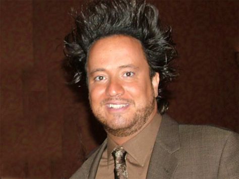 This is not a fail. Ancient Aliens Guy, Ancient Aliens Funny, Giorgio Tsoukalos, Alien Meme, Meme Guy, Aliens Meme, Aliens Guy, Facts Funny, Celebrity Facts