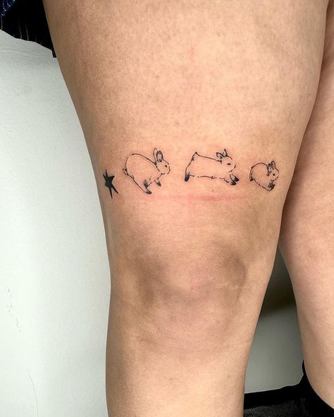 Bunny Running, Bunnies Art, Above Knee Tattoo, Running Tattoo, Tattoo Over Scar, Horoscope Tattoos, Bunny Tattoos, Illustration Tattoo, Rabbit Tattoos