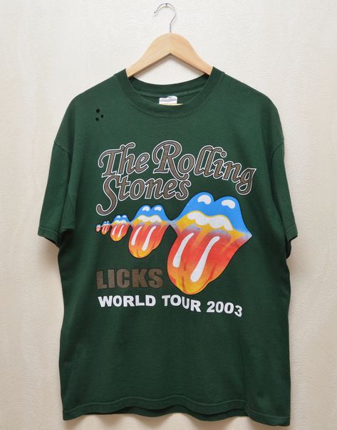 The Rolling Stones Licks Tour 2003 Vintage T-Shirt Band The perfect T-shirt! Green color way Has the "vintage fade" that everyone loves A must have piece Size L PLEASE CHECK MEASUREMENTS!! pit2 pit: 21'6" inches \ 55 cm length on the back: 26'7" inches \ 68 cm shoulders: 21'6" inches \ 55 cm If u have any questions please contact me before purchase Music Tees, Tour Shirt, Band Tees, Fancy Dresses, Rolling Stones, Vintage Tshirts, Vintage Finds, Green Color, 6 Inches