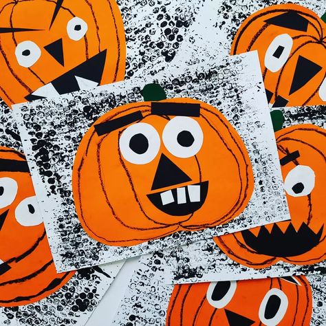 Halloween Art Grade 1, Pumpkin Art Kindergarten, Kindergarten Halloween Art Projects, Kindergarten Halloween Art, Halloween Art Kindergarten, Halloween Art Lessons, Pumpkins Kindergarten, Halloween Art Projects, Bricolage Halloween