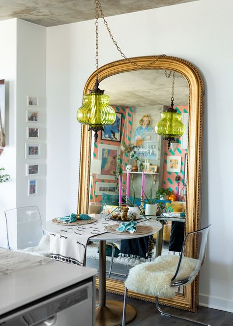 Interior Design Mirror Ideas, Maximalist Townhouse, Maximalist Loft, Eclectic Studio Apartment, Artsy Apartment, Chicago Lofts, Colorful Maximalist, Target Floor Lamps, Brass Dining Table