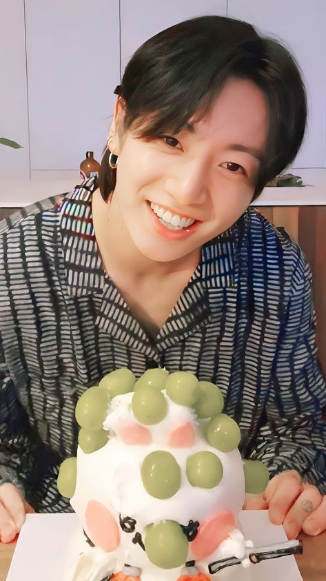 Kpop Backgrounds, Bts Jungkook Birthday, Bts Jungkook, Pastel, Bts, Cake, Birthday