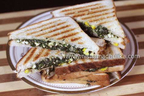 How to make Palak Paneer and Corn Sandwich Paneer Sandwich Recipe, Paneer Sandwich, Vegetarian Snacks, Sandwich Recipe, Be Prepared, Sandwich Recipes, Palak Paneer, Paneer, The Kids