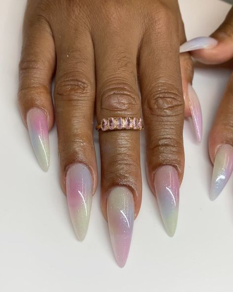 “Watercolor Nails," Chrome Tips & More Bold Manicures Geminis Will Love Spring Gel Nails, Nail Desi, Water Color Nails, Gemini Season, Gothic Nails, Damaged Nails, Pearl Nails, Unique Acrylic Nails, Vacation Nails