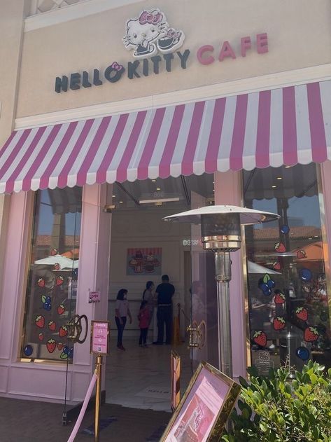 Pink Cafe, Kitty Cafe, Cafe Aesthetic, Hello Kitty Aesthetic, Cute Cafe, Hello Kitty, Birthday Party, Cafe, Kitty