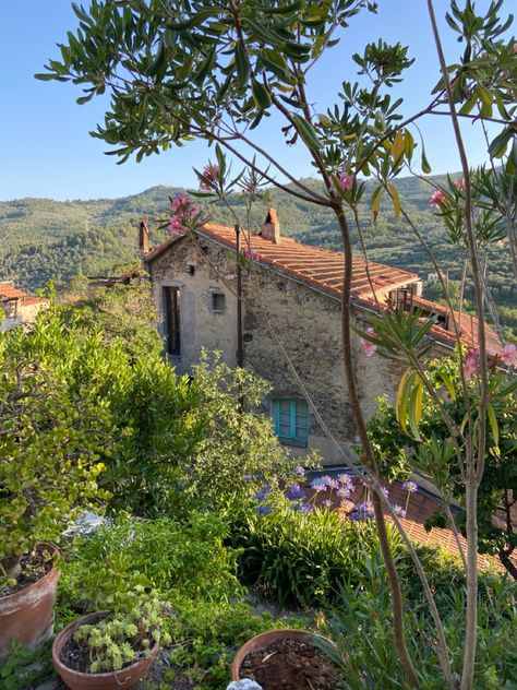 Somewhere in nothern Italy #aesthetic #travel Northern Italy House, Northern Italy Aesthetic 1983, Italian Countryside Aesthetic, Old Italian Aesthetic, Northern Italy Aesthetic, County Side, Northern Italy Travel, Italy Countryside, Somewhere In Northern Italy 1983