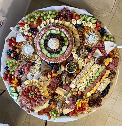 Created this table for my family on Thanksgiving. It was a hit!  #charcuterie #grazingtables #cheeseboard Charcuterie On Round Table, Round Grazing Table Wedding, Charcuterie Round Table, Round Table Charcuterie Display, Round Charcuterie Table, Graze Tables, Wedding Charcuterie, Snack Boards, Charcuterie Display