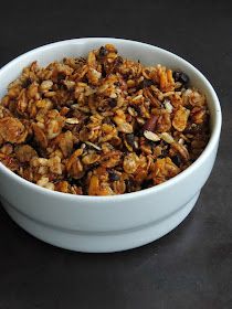 Toasted Muesli Recipe, Toasted Muesli, Muesli Recipe, Savoury Biscuits, Griddle Recipes, Eggless Baking, Lunch Recipes Healthy, Granola Recipes, Quick Breakfast