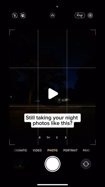 How To Edit Night Photos Iphone, Phone Camera Tips, Photographer Tricks, Iphone Night Photography, Phone Tricks, Camera Ideas, Iphone Information, Photography Tricks, Photography Resources