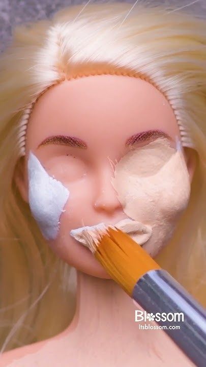 Watch us transform Barbie into Kim K final results! How To Repaint Barbie Face, How To Make Barbie Things, Diy For Barbie, Paper Dolls Diy Templates, Realistic Barbie Dolls, Crafts For Dolls Barbie, How To Make Barbie Clothes, Paper Dolls Diy Crafts, How To Make Paper Doll