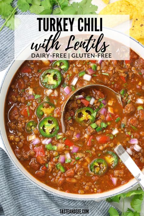 Turkey Chili with Lentils – packed with protein, fiber and all kinds of delicious warm chili flavors!  It’s so filling and satisfying… perfect for those chilly nights when you want something comforting to stick with you and warm you up. #TasteAndSee Chili With Lentils, Turkey Lentil Chili, One Pot Chili Recipe, Turkey Lentil Soup, Turkey Lentil, Lentil Chili Recipe, Ground Turkey Chili, Chicken Lentil, Turkey Chili Recipe