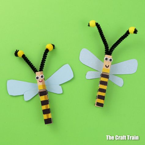 Peg Crafts For Kids, Clothes Peg Crafts, Bee Clothespin, Clothes Pin Crafts For Kids, Clothespin Crafts For Kids, Kingdom Crafts, Peg Crafts, Cute Fridge, Bee Craft