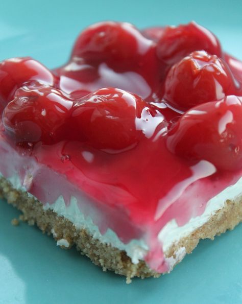 Easy No-Bake Cherry Cheesecake Dessert. Thirty minute dessert that is beautiful and delicious. Super Simple recipe that anyone can make. ~ https://reallifedinner.com Unbaked Cherry Cheesecake, No Bake Cherry Cheesecake With Cool Whip 9x13, Cheery Cheesecake Recipes, Unbaked Cheesecake Recipes, Easy Cherry Cheesecake, Unbaked Cheesecake, Cherry Delight Dessert, Recipes Cupcakes, Cherry Cheesecake Recipe