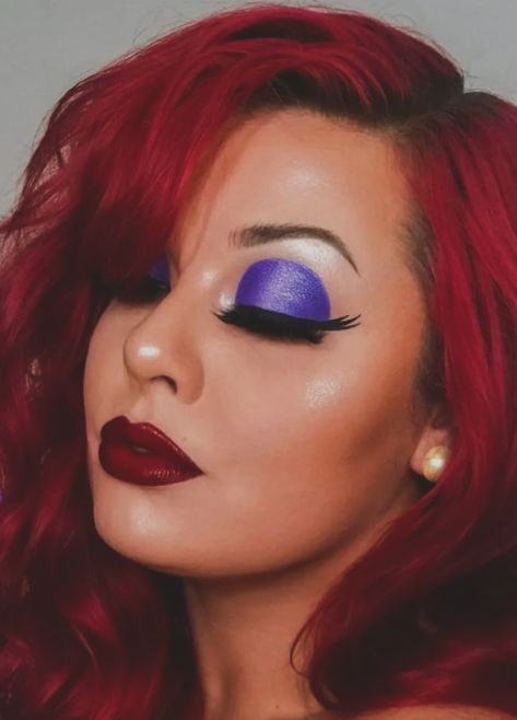 Jessica Rabbit Inspired Makeup, Jessica Rabbit Eye Makeup, Red Hair Halloween Ideas, Jessica Rabbit Makeup Tutorial, Jessica Rabbit Hairstyle, Rabbit Halloween Makeup, Jessica Rabbit Hair, Jessica Rabbit Makeup, Jessica Rabbit Halloween