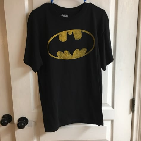 Batman Tshirt, Police Toys, Batman Outfits, Batman Shirt, Batman T Shirt, Random Ideas, Logo Tee, Logo Tees, Fancy Dresses