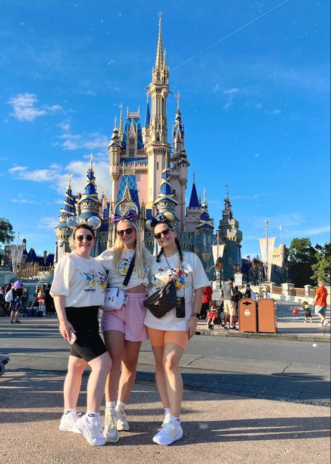 Disney outfit inspo, disneyworld florida, disneyland, magic kingdom, disney outfits Disneyworld Outfit, Disney Outfit Inspo, Disney Outfit, Disney Outfits, Disney World, Disney, Outfit Inspo