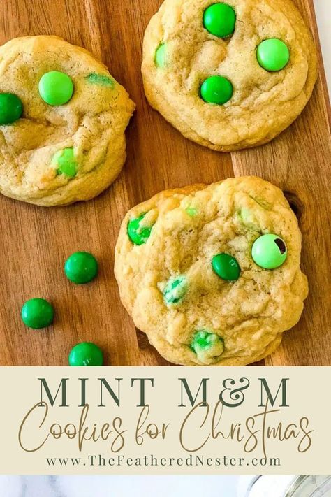 Mint m&m cookies in a serving board with writing bellow Mint Christmas Cookies, Classic Chocolate Chip Cookies Recipe, Peppermint Chocolate Chip Cookies, Soft Frosted Sugar Cookies, Chocolate Christmas Cookies, Mint Christmas, Cookies For Christmas, Soft Cookie Recipe, Whipped Shortbread Cookies