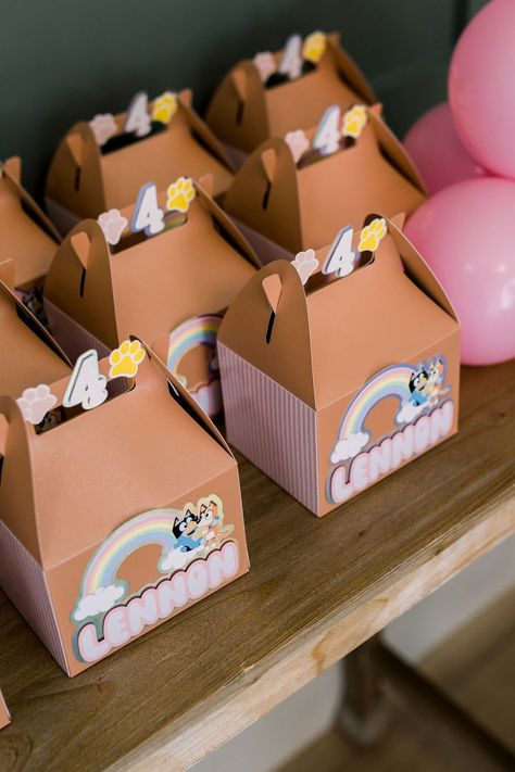 Bluey Birthday Party Aesthetic, Bluey Bingo Birthday Party Ideas, Bingo Bluey Birthday, Bluey Birthday Theme Girl, Bluey 3rd Birthday Party For Girls Ideas, Kids Birthday Party Idea, Bluey Themed Birthday Party Girl, Bluey Theme Birthday Party Decorations, Bluey Birthday Ideas Girl