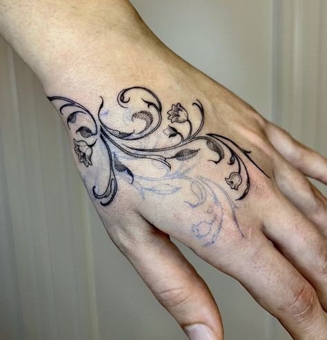 Whimsical Goth Tattoo, Flower Hand Tattoo, Kpop Tattoo, So Ho, Simple Tats, Pretty Hand Tattoos, Sick Tattoo, 4 Tattoo, Tattoo Portfolio