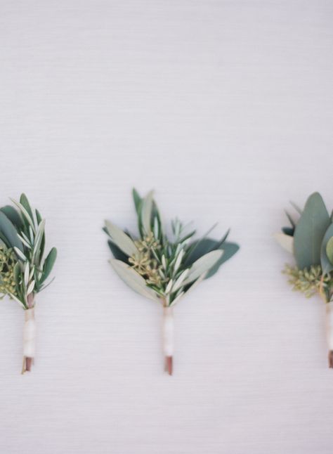 Green And White Flowers, Ojai Valley Inn, Tuscan Inspired Wedding, Ojai Valley, Button Holes Wedding, Tuscan Inspired, Marble Wedding, Tuscan Wedding, Kate Bosworth