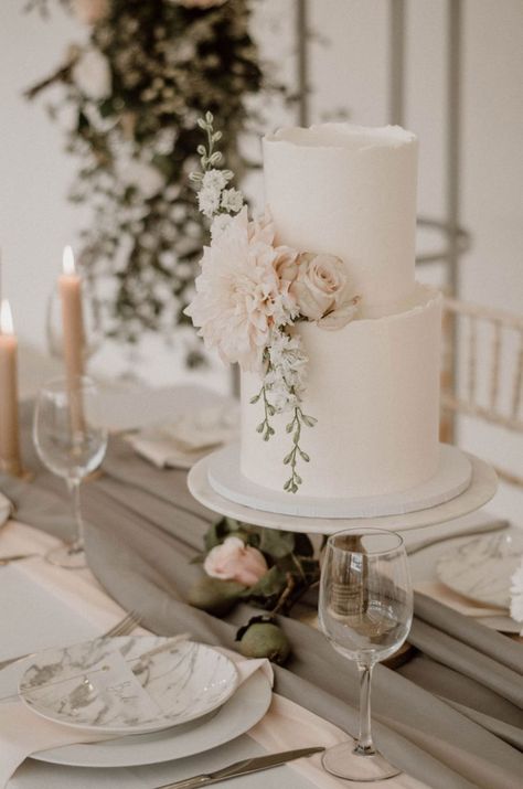 Puffed Sleeve Wedding Dress, Combermere Abbey, Garden Themed Wedding, 2 Tier Wedding Cakes, Wedding Cake Photos, Simple Elegant Wedding, Simple Wedding Cake, Engagement Cakes, Modern Wedding Cake