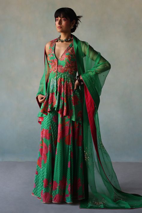 Shop for Rajiramniq Green Crepe Floral Print Short Kurta Sharara Set for Women Online at Aza Fashions Maxi Dress Indian Wedding, Mendhi Outfit, Kurta Sharara Set, Diwali Outfits, Sari Design, Kurta Sharara, Velvet Dress Designs, Short Kurta, India Dress