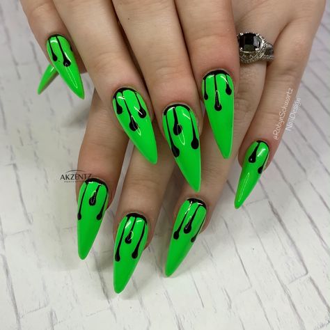 Neon Nails Gel, Gel Nails Neon, Oogie Boogie Nails, Stiletto Gel Nails, Green Halloween Nails, Almond Stiletto, Nail Practice, Nails Neon, Neon Nail Designs