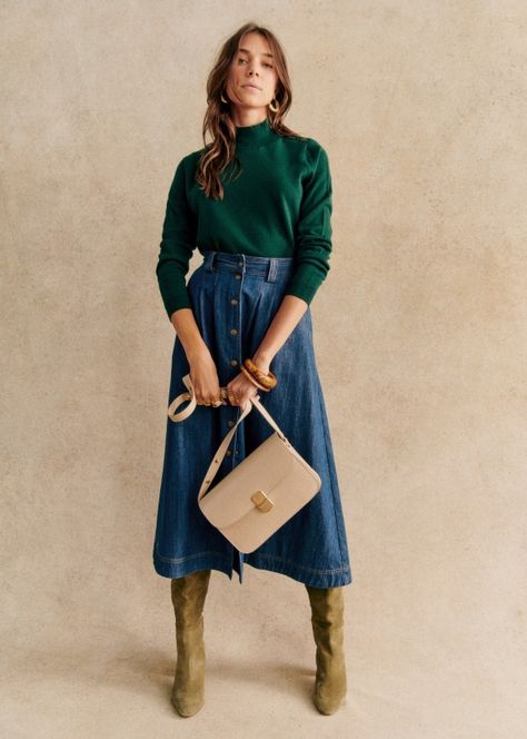 Clarine Skirt - Denim - Organic Cotton - Sézane Classic Relaxed Outfits, Dramatic Natural Style, Sezane Jumper, Sezane Winter, Sezane Outfit, Sezane Dress, Looks Jeans, High Neck Jumper, Classic Bags