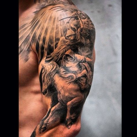 Shoulder Tattoos For Men, Shoulder Tattoo Ideas, Tattoo Ideas For Guys, Cool Shoulder Tattoos, Mens Shoulder Tattoo, Half Sleeve Tattoos For Guys, Back Of Shoulder Tattoo, Geniale Tattoos, Shoulder Tattoos