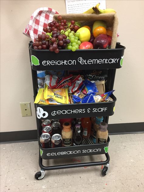 Teacher appreciation station. staff celebration statio. n #ikeacart Ikea cart. snack cart. Silhouette cameo. Fruits and vegetables. Healthy snacks. Break room. Classroom. School Snack Cart Ideas, School Break Room Ideas, Snack Cart Teacher Appreciation, Small Teacher Break Room Ideas, Volunteer Snack Station, Employee Snack Station, Snack Carts For Teachers, Teacher Appreciation Snack Cart Ideas, Staff Snack Cart