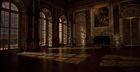 𝕵𝖆𝖓𝖊 on Twitter: "… " Ballroom Aesthetic Dark, Dark Academia Bedroom Aesthetic, Academia Bedroom Aesthetic, Musical Room, Paradis Sombre, Ballroom Aesthetic, Dark Academia Bedroom, Castle Interiors, Gothic Dark Academia