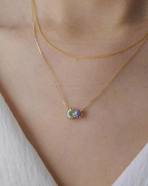 green tourmaline & tanzanite necklace Purple Tanzanite, Book Pendant, Tanzanite Necklace, Tanzanite Jewelry, Tourmaline Necklace, Jewelry Essentials, Jewelry Studio, Color Tones, Green Tourmaline