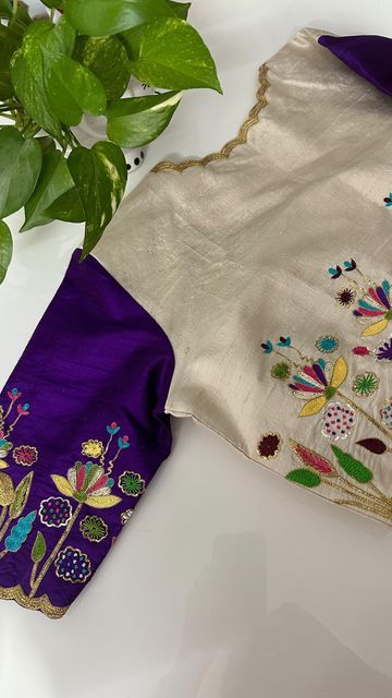 Simple Work On Blouse Designs, Hand Paint Blouse Designs, Different Blouse Designs Boat Neck, High Way Road, Machine Embroidery Designs For Blouses, Thread Work Blouse Designs, Sbi Bank, Blouse Drawing, High Way