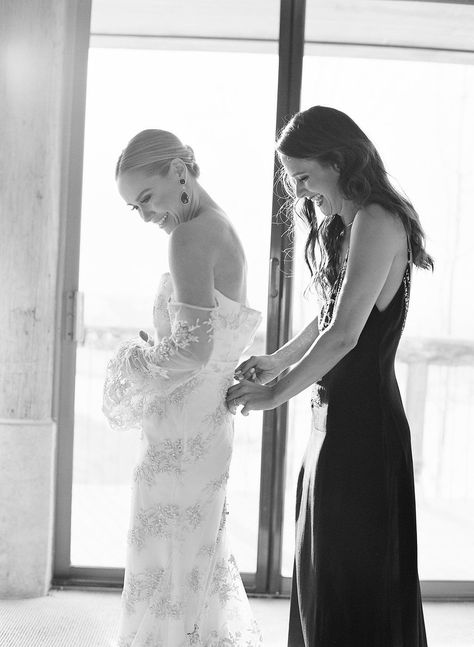 Ideas for Wedding Pictures: Bride Getting Ready with Maid of Honor Wedding Photo List, Becca Tobin, Wedding Shot List, Snowy Wedding, Bridal Parties Pictures, Bride Getting Ready, Future Bride, Wedding Photo Inspiration, Wedding Shots