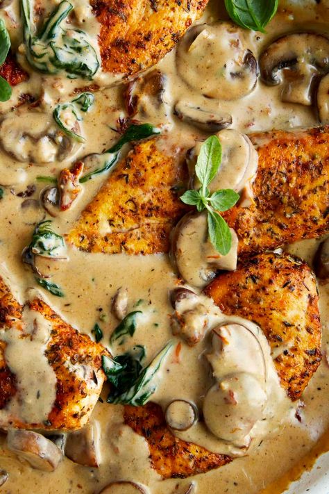 This Creamy Mushroom Chicken Recipe is full of veggies and seasonings for a flavor-loaded meal that comes together in a single skillet in minutes. Serve it on its own or with your favorite sides for a restaurant-worthy meal no one can resist! Chicken And Morel Mushroom Recipes, Chicken Mushroom Bake Recipes, Elevated Dinner Recipes, Chicken And Mushroom Recipes, Gravy Sauce Recipe, Mushroom Chicken Recipe, Portabella Mushrooms Recipes, Mediterranean Dinner, Chicken And Mushrooms