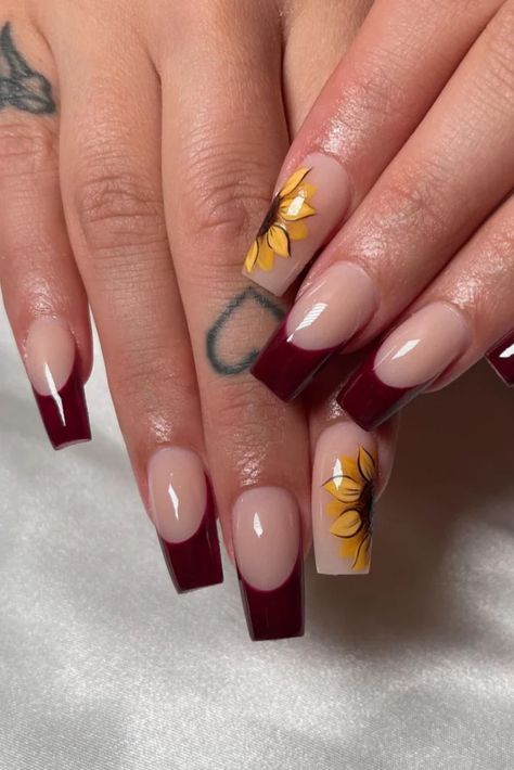 42+ Shine All Summer Long with Stunning Sunflower Nails Deco Nails, Sunflower Nail Art, Snowman Nails, Sunflower Nails, Super Cute Nails, Spring Nail Designs, Glamour Nails, Manicure Ideas, Adventure Begins